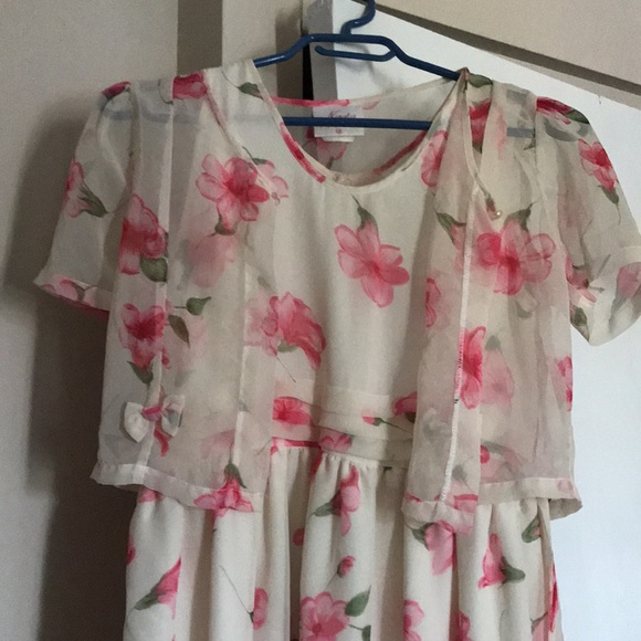 Floral girls dress - Picture 3 of 3